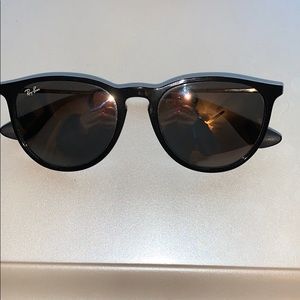 “Erika” style sunglasses
